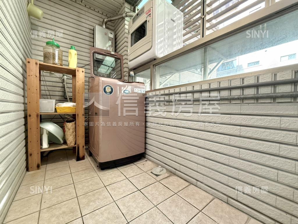 仁愛特區小提琴典雅四房房屋室內格局與周邊環境