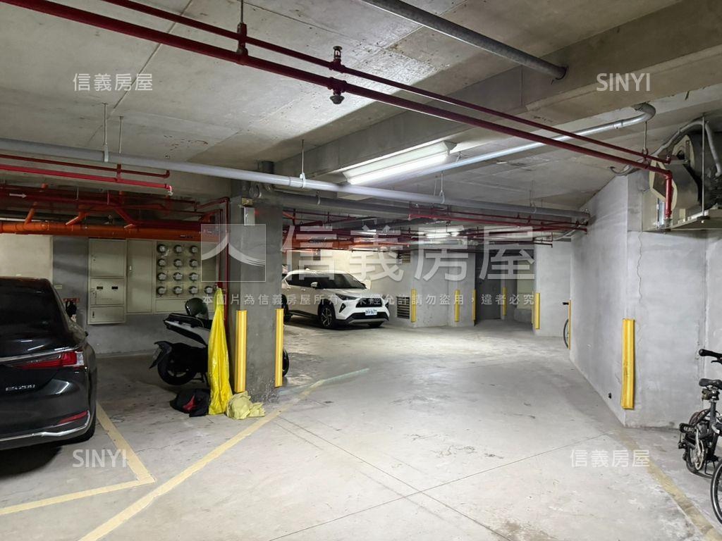 仁愛特區小提琴典雅四房房屋室內格局與周邊環境