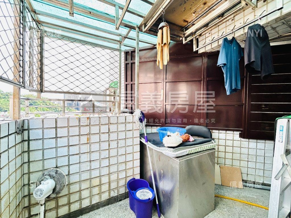 內湖捷運。林蔭森境美宅房屋室內格局與周邊環境