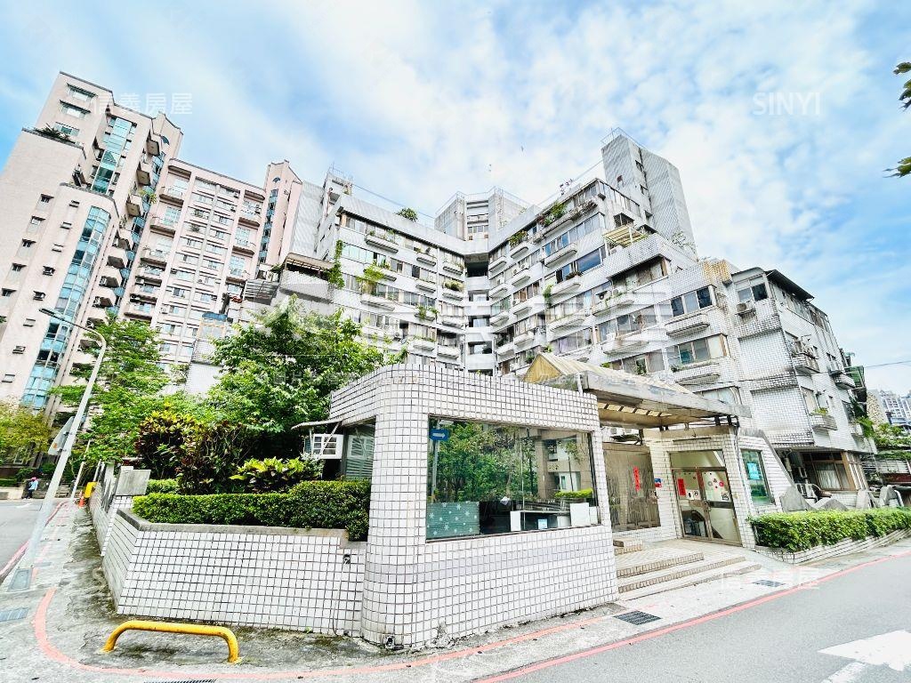 內湖捷運。林蔭森境美宅房屋室內格局與周邊環境