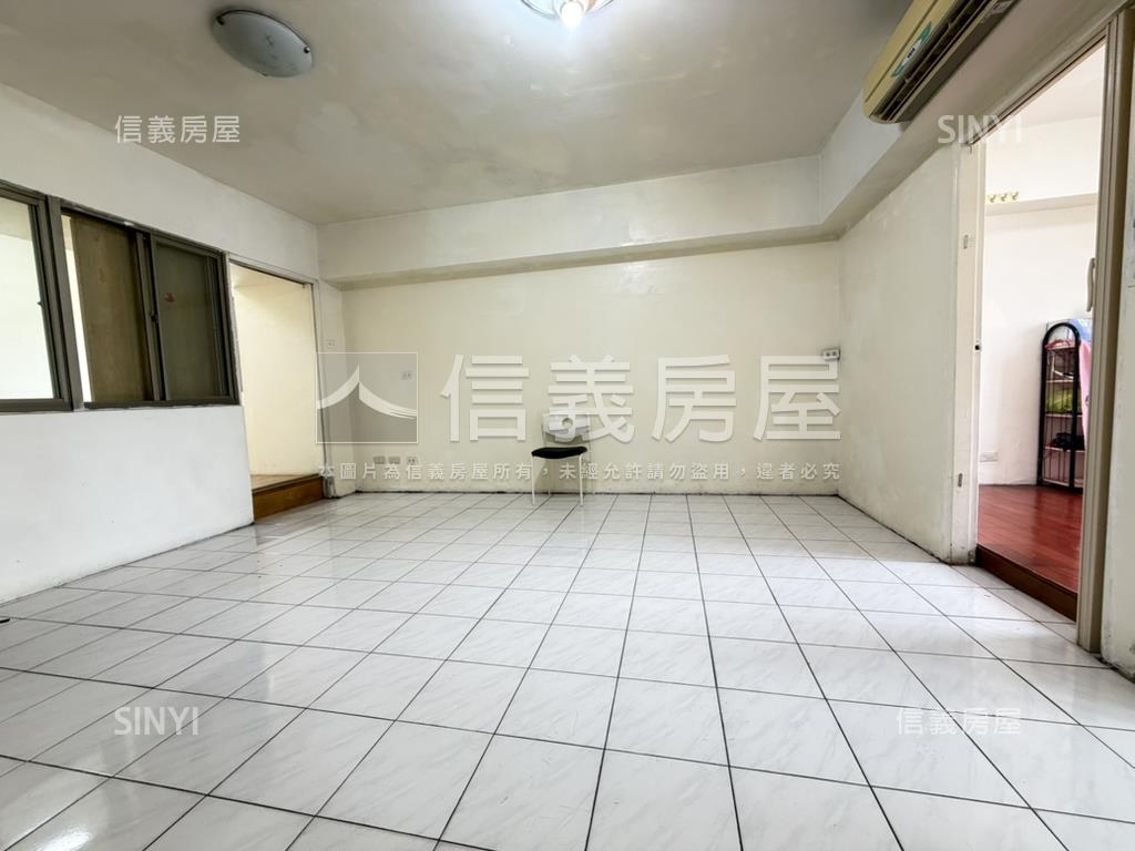 鄰新興重劃區低總價首購宅房屋室內格局與周邊環境