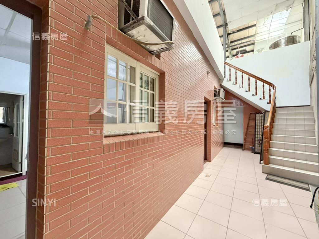 近三峽站•收租透天房屋室內格局與周邊環境