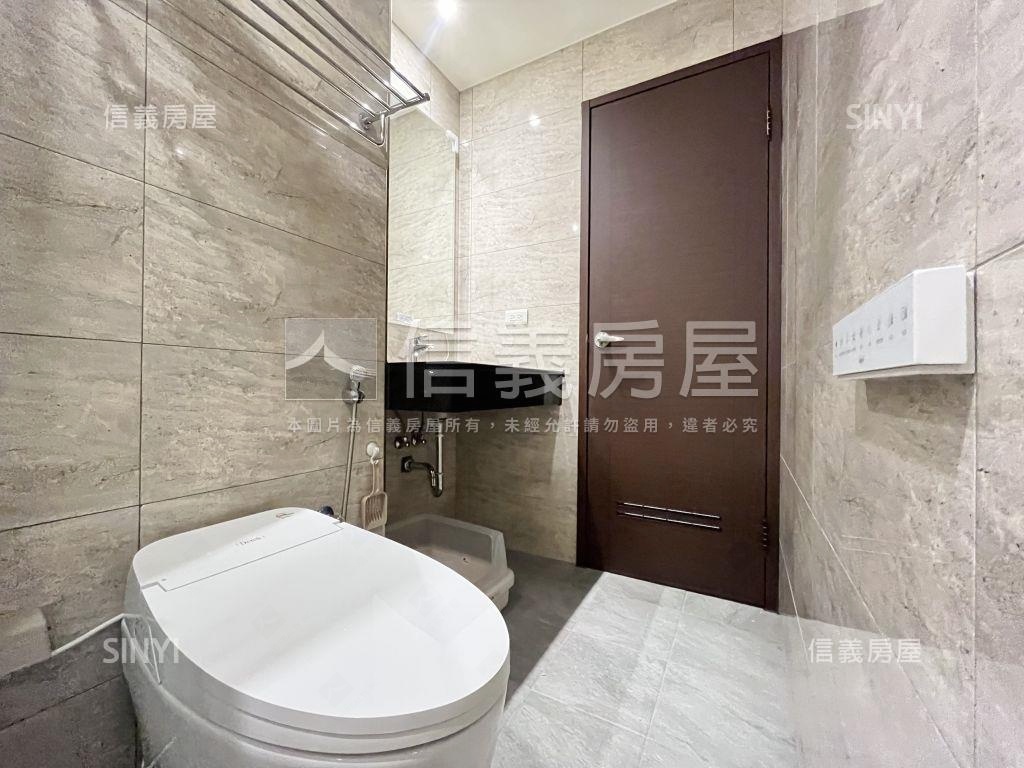 富宇峰景兩房兩衛精美裝潢房屋室內格局與周邊環境