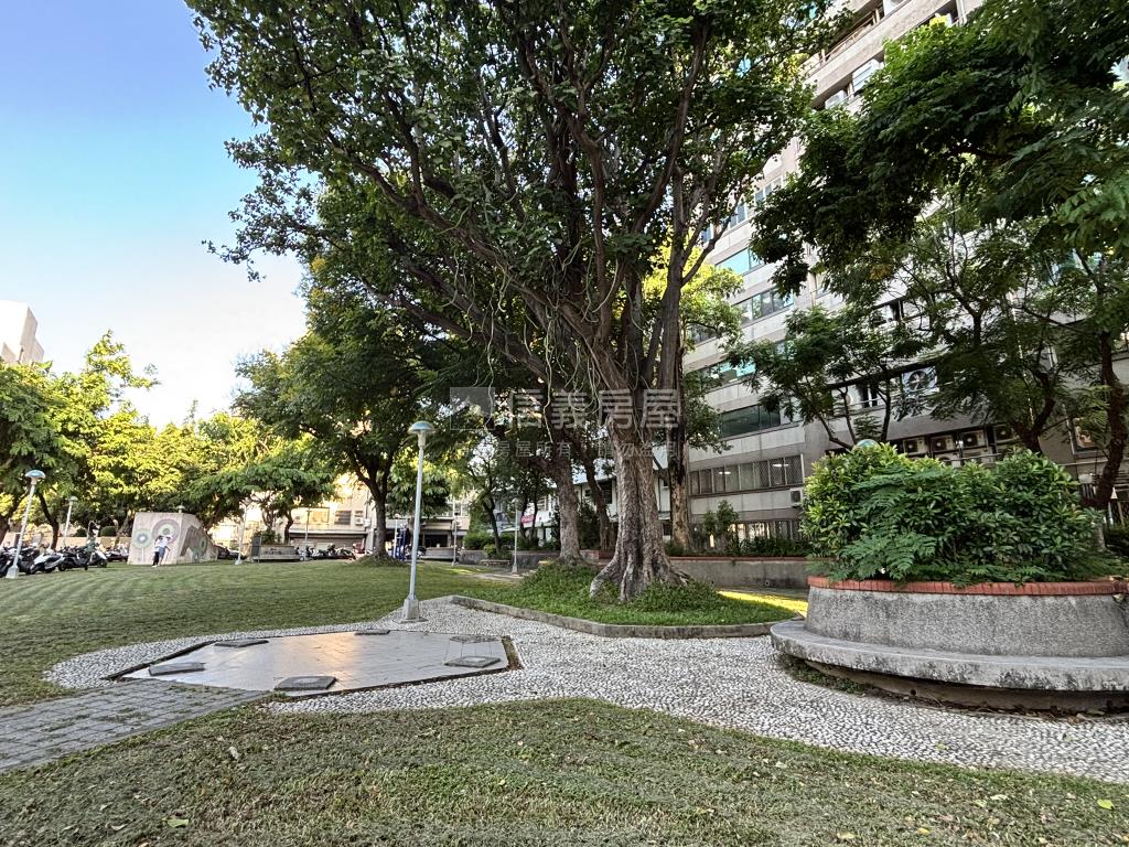 專任｜近太原綠園道大三房房屋室內格局與周邊環境