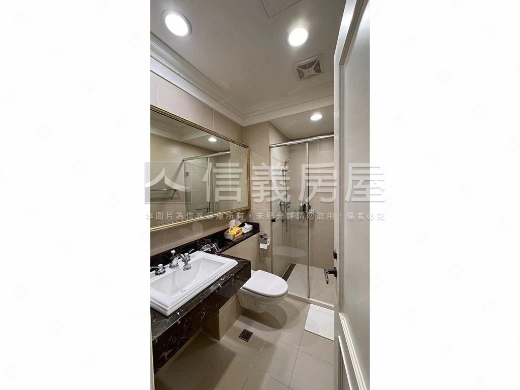 揚昇君臨精品豪邸房屋室內格局與周邊環境