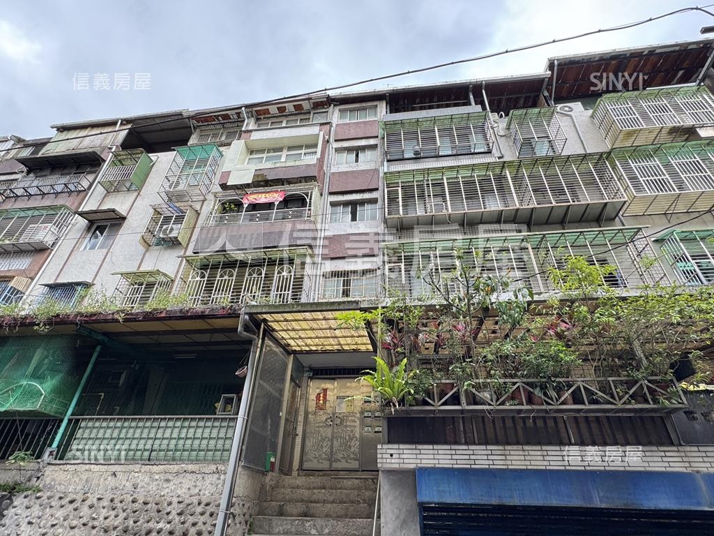 南港稀有低總美寓房屋室內格局與周邊環境