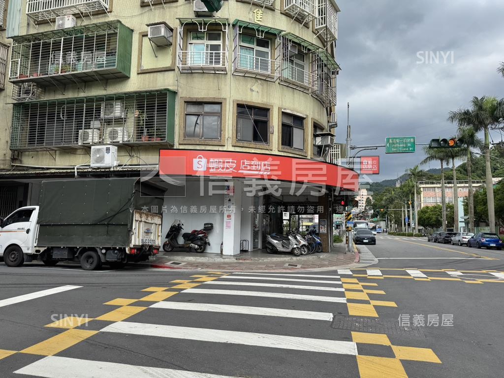 南港稀有低總美寓房屋室內格局與周邊環境