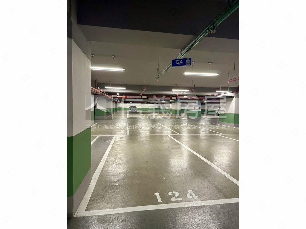 天空美境三房有車位房屋室內格局與周邊環境