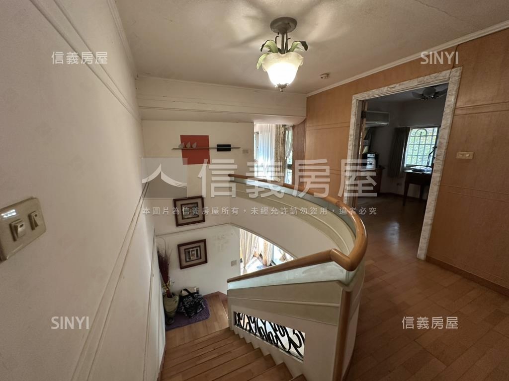 澄清湖畔景觀庭院宅房屋室內格局與周邊環境