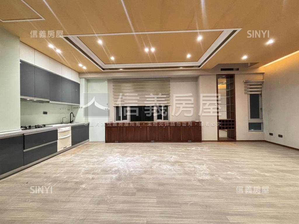 安平醒目大角窗店面房屋室內格局與周邊環境