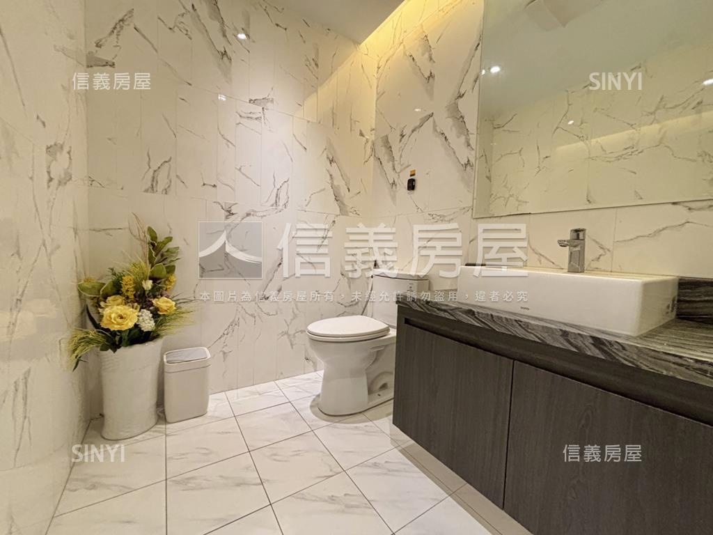 安平醒目大角窗店面房屋室內格局與周邊環境