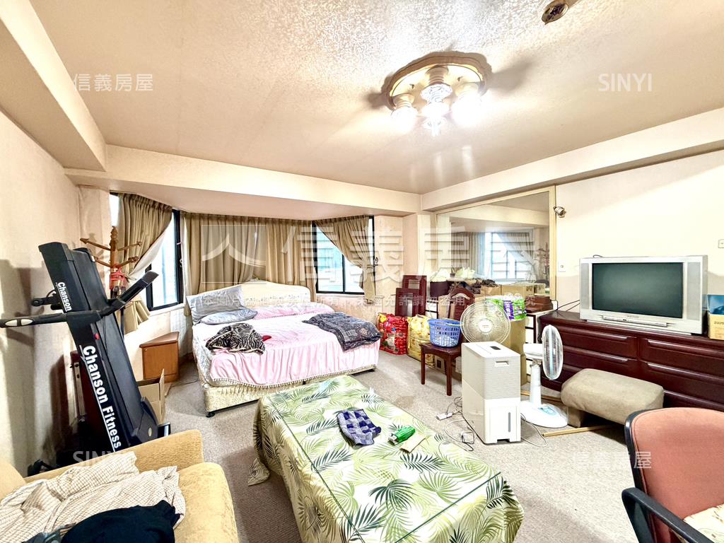 近國館復安華廈管理頂加房屋室內格局與周邊環境