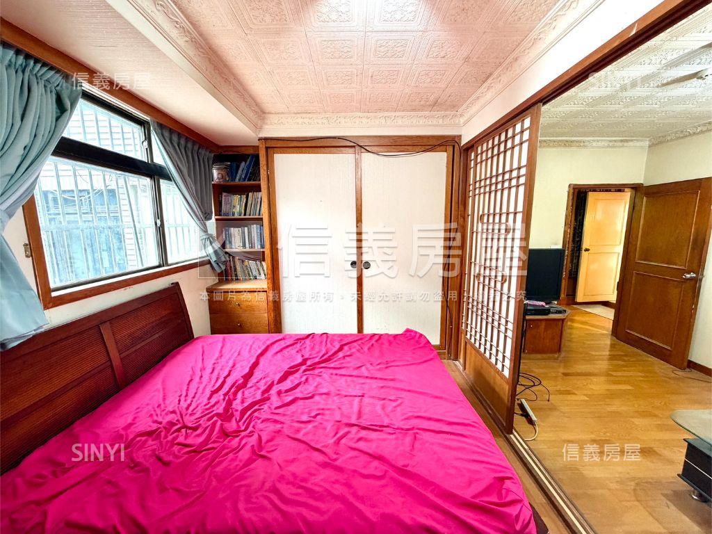 近國館復安華廈管理頂加房屋室內格局與周邊環境