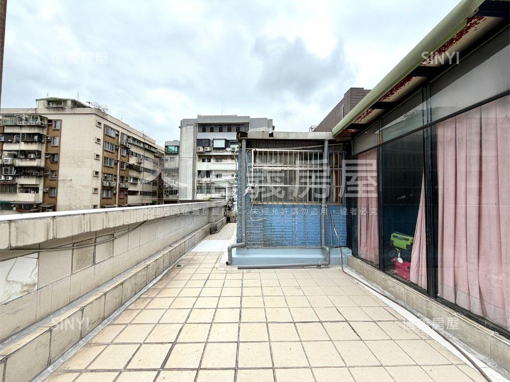 近國館復安華廈管理頂加房屋室內格局與周邊環境