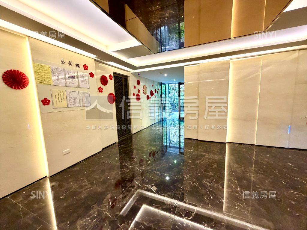 近國館復安華廈管理頂加房屋室內格局與周邊環境