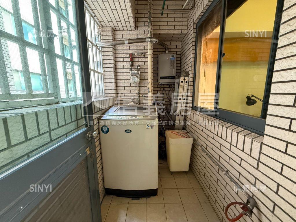 維納斯３房車位房屋室內格局與周邊環境