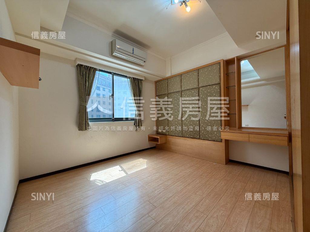 維納斯３房車位房屋室內格局與周邊環境