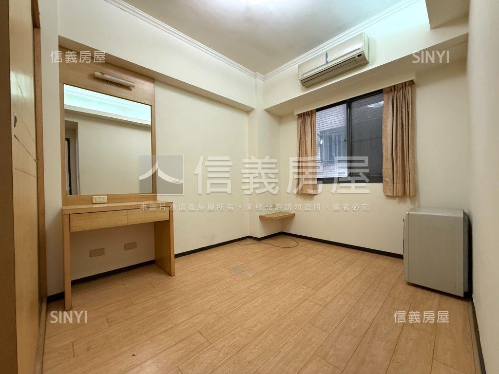 維納斯３房車位房屋室內格局與周邊環境