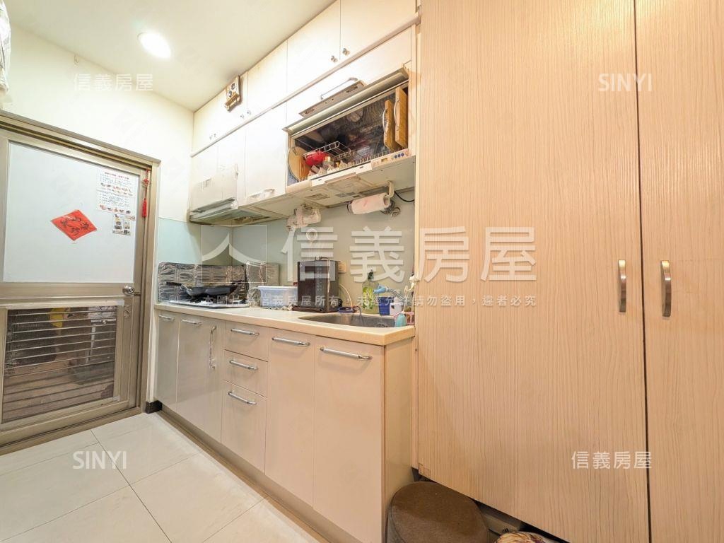三井ｏｕｔｌｅｔ裝潢美屋房屋室內格局與周邊環境