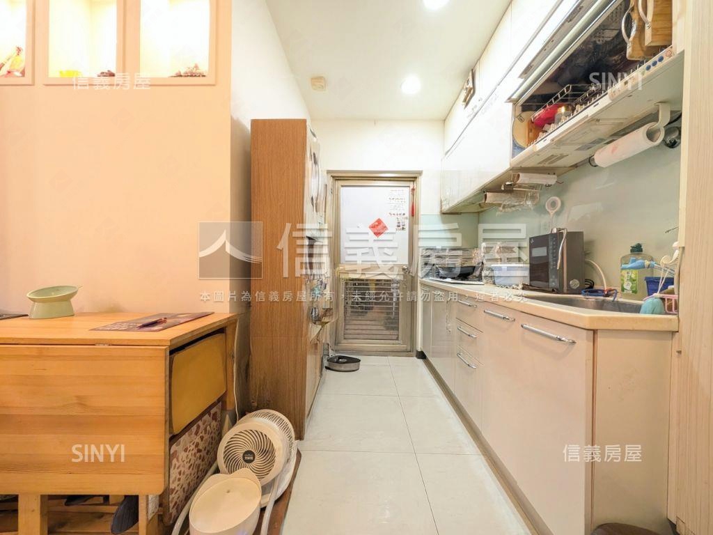 三井ｏｕｔｌｅｔ裝潢美屋房屋室內格局與周邊環境