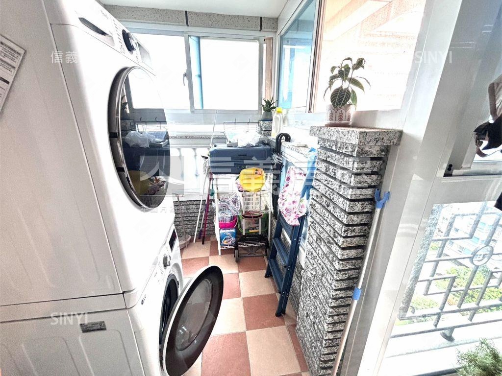 台北灣江南三房車位房屋室內格局與周邊環境