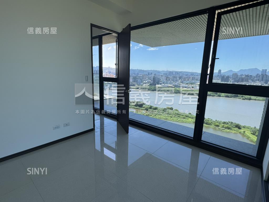 江北河景Ω四房兩車位房屋室內格局與周邊環境