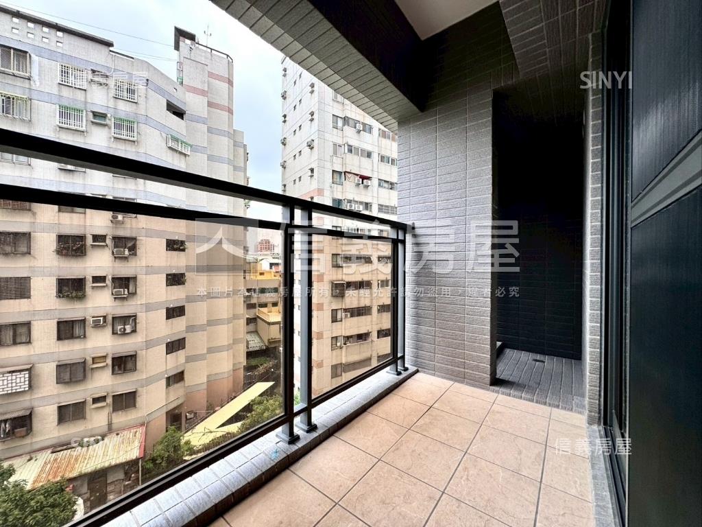 全新朝南昕光之櫻二房平車房屋室內格局與周邊環境