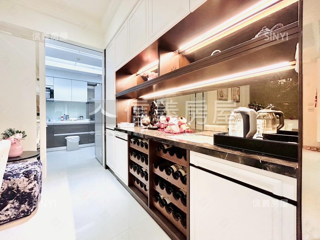 喬立月河精裝露臺戶房屋室內格局與周邊環境