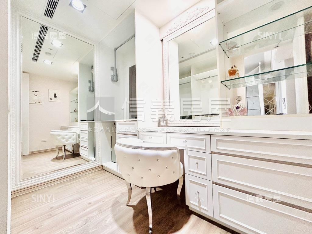 喬立月河精裝露臺戶房屋室內格局與周邊環境