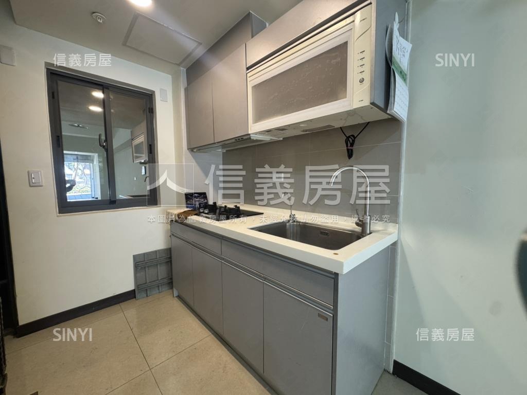 板橋店面房屋室內格局與周邊環境