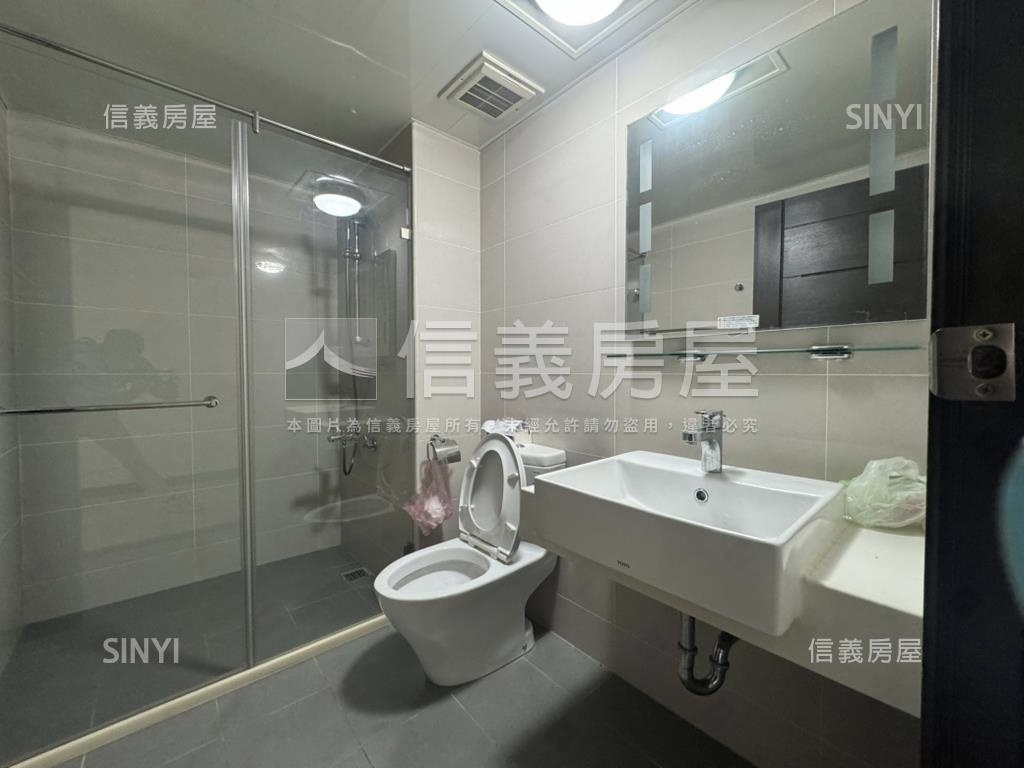 板橋店面房屋室內格局與周邊環境