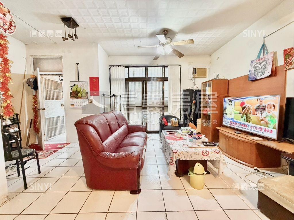 裕合街頂天立地透天房屋室內格局與周邊環境