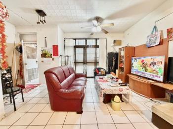 裕合街頂天立地透天