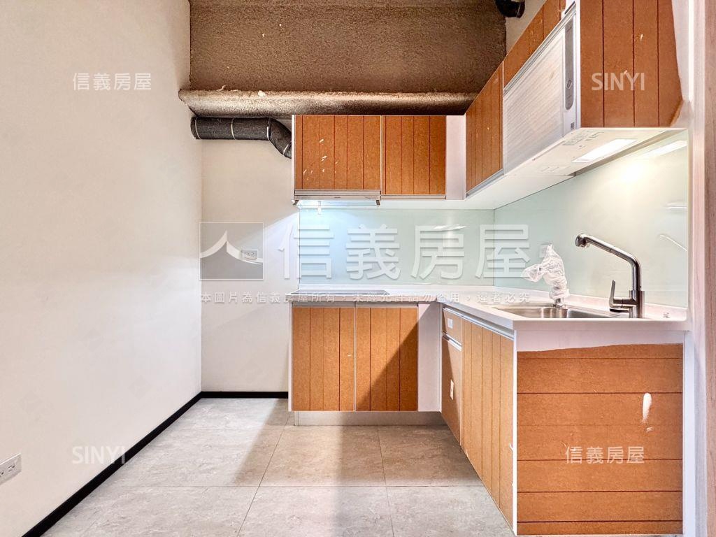 近高醫、捷運全新景觀兩房房屋室內格局與周邊環境