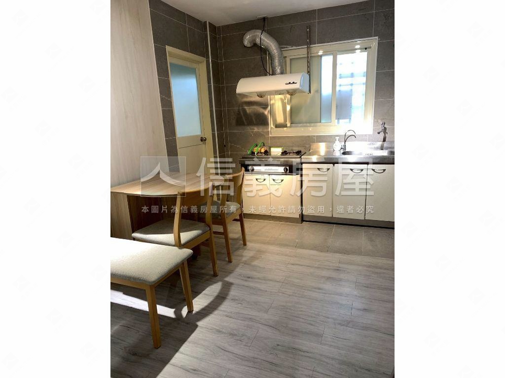 三重精美裝潢頂加美寓房屋室內格局與周邊環境