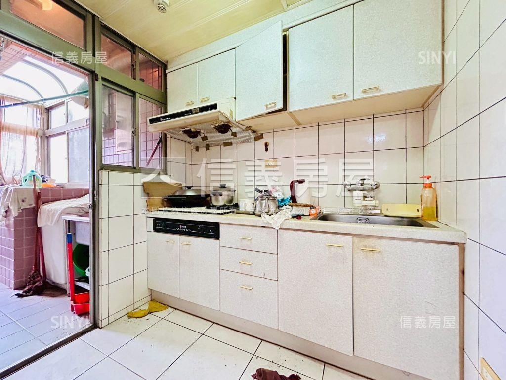 ✿新接專任城龍三房車位✿房屋室內格局與周邊環境