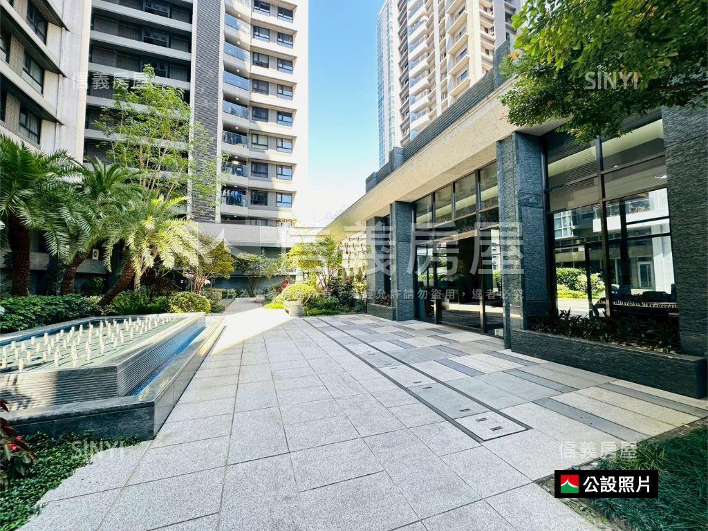 幸福時光２房坡道平面車位房屋室內格局與周邊環境