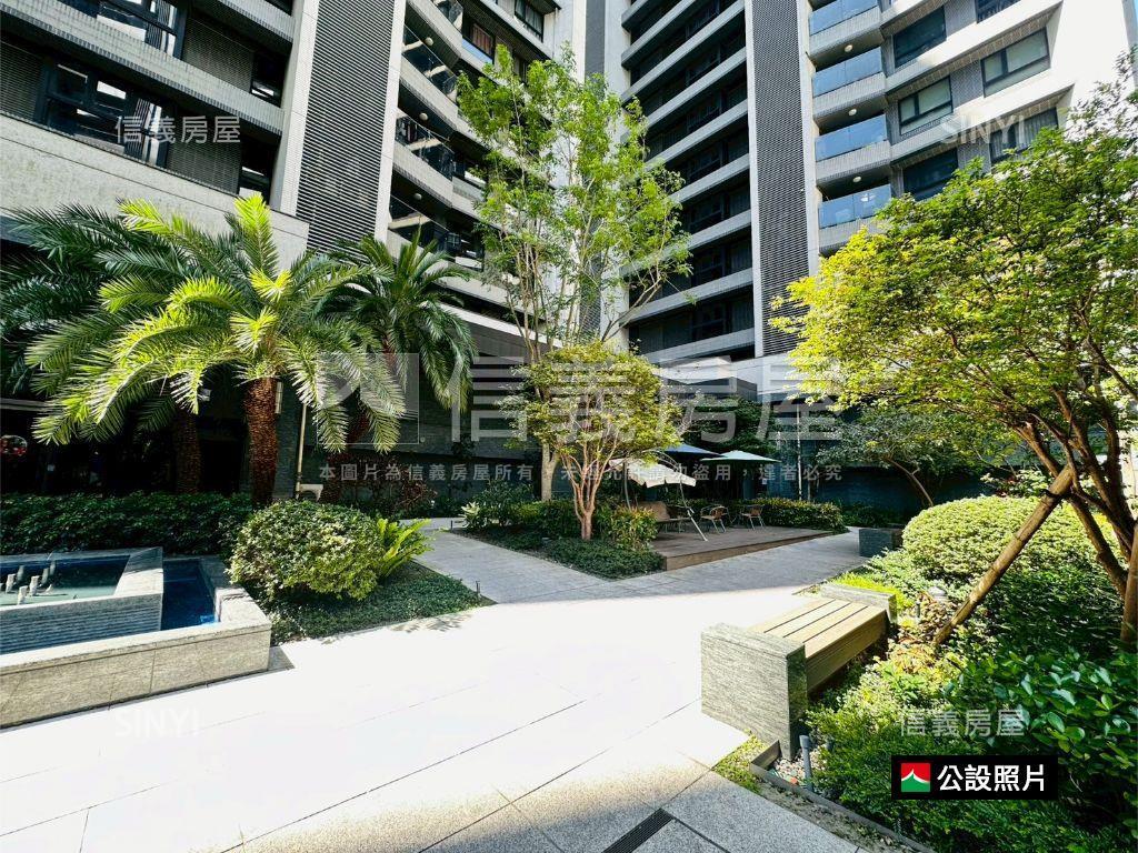 幸福時光２房坡道平面車位房屋室內格局與周邊環境