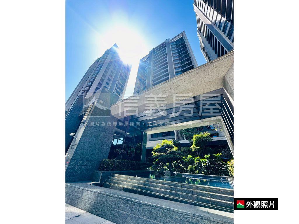 幸福時光２房坡道平面車位房屋室內格局與周邊環境