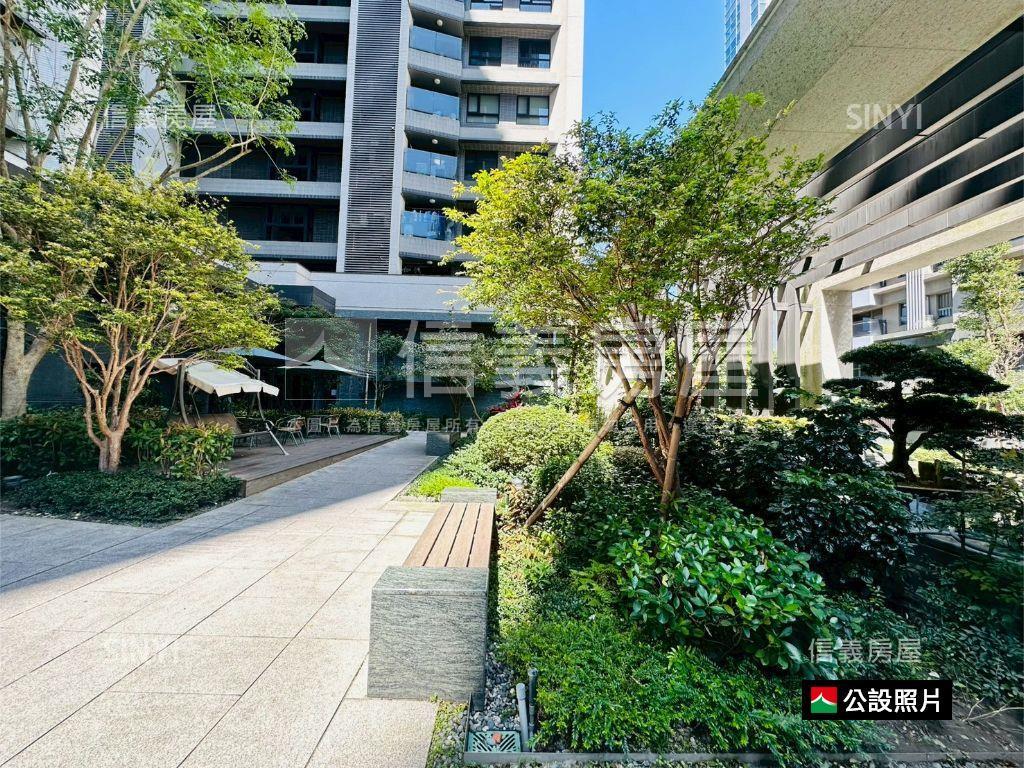 幸福時光２房坡道平面車位房屋室內格局與周邊環境