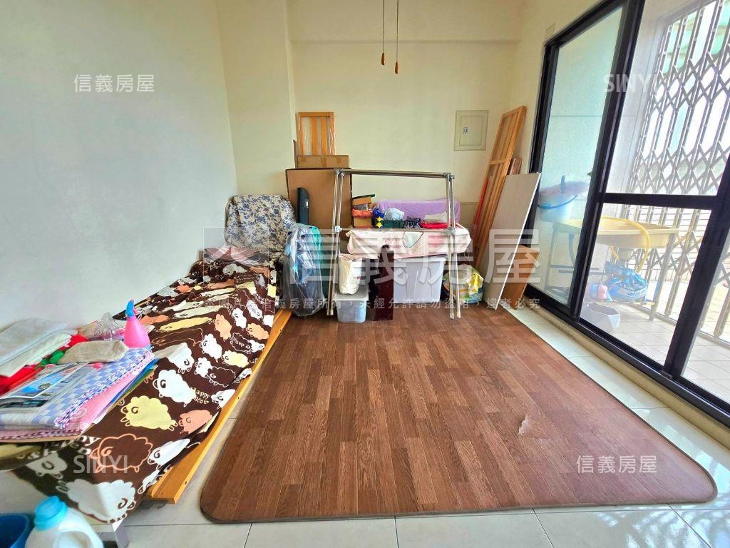 東橋優質臨路店面房屋室內格局與周邊環境