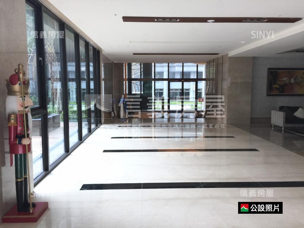 專任全坤次頂樓景觀戶房屋室內格局與周邊環境