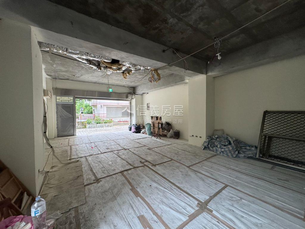 國泰新都邊間店面房屋室內格局與周邊環境