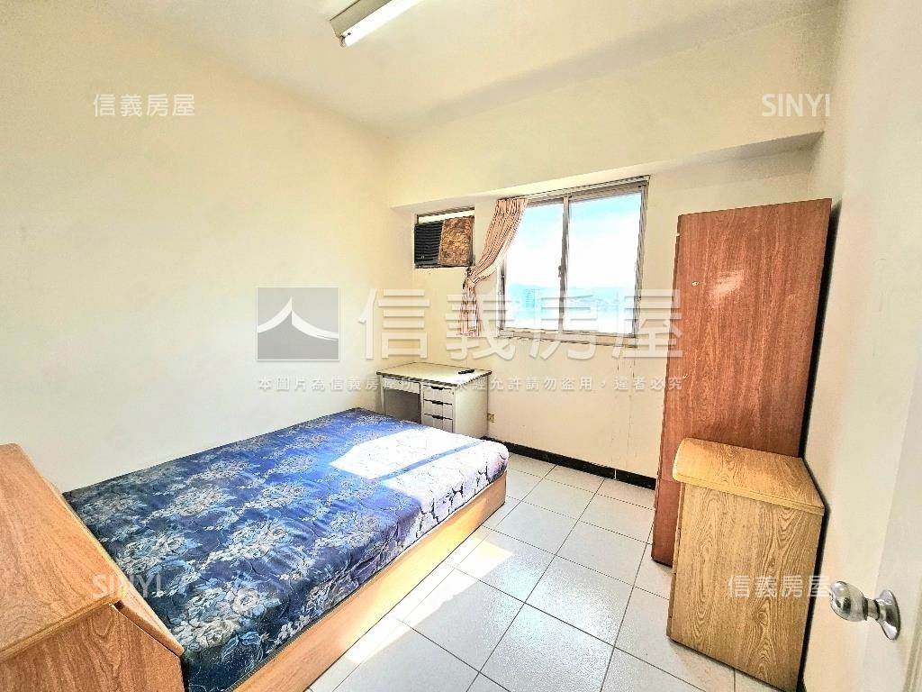 降價急售！十甲四房車位房屋室內格局與周邊環境