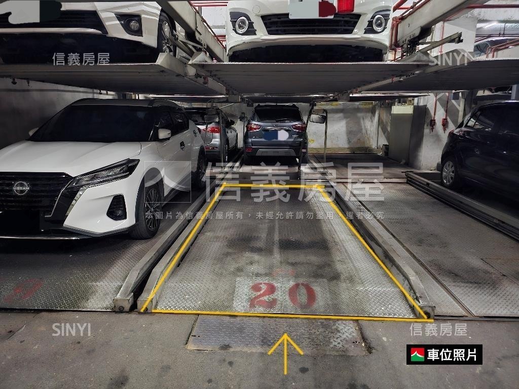 降價急售！十甲四房車位房屋室內格局與周邊環境
