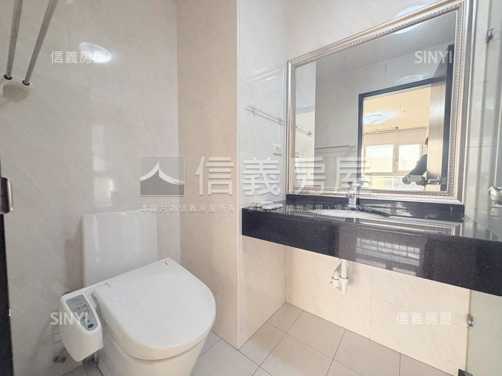 雙捷匯四房坡平車位房屋室內格局與周邊環境