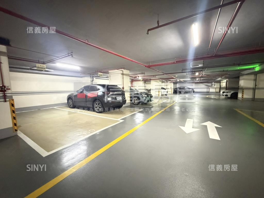 雙捷匯四房坡平車位房屋室內格局與周邊環境