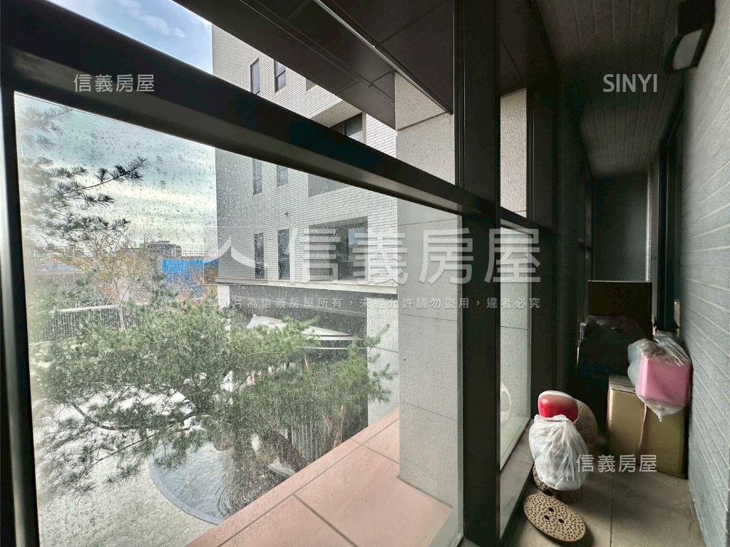 登陽三面採光露臺戶房屋室內格局與周邊環境