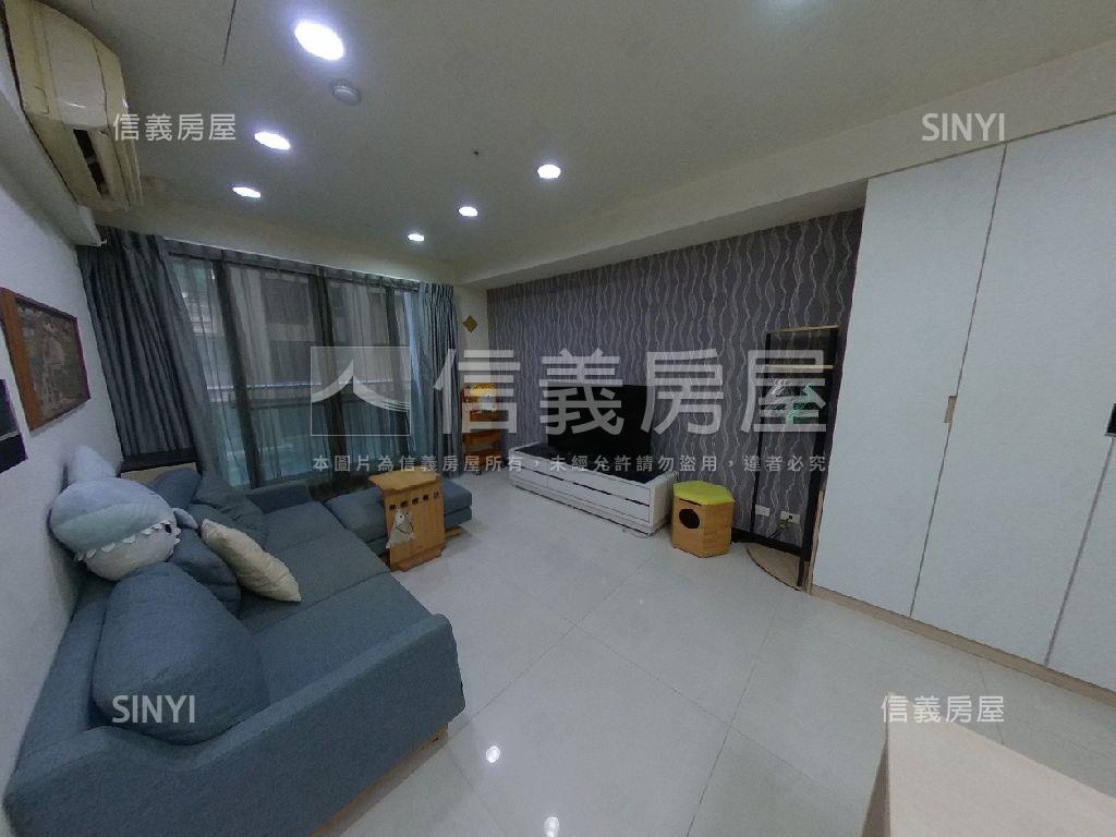 世紀凱悅成家二房平車房屋室內格局與周邊環境