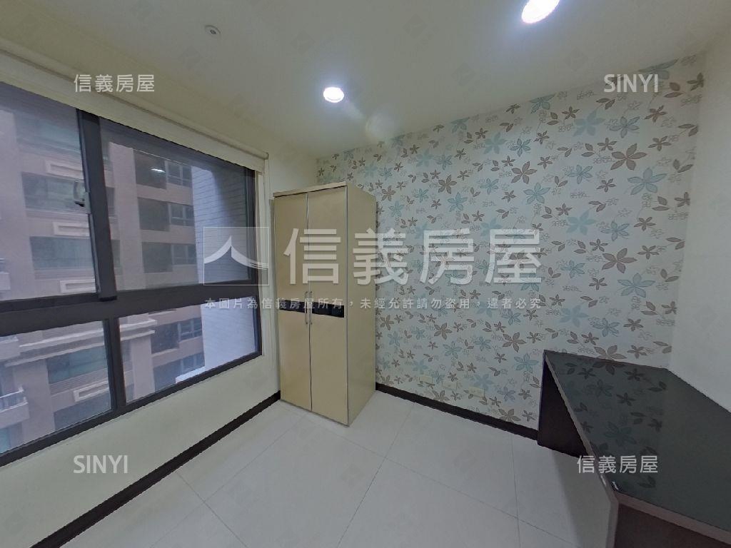 世紀凱悅成家二房平車房屋室內格局與周邊環境